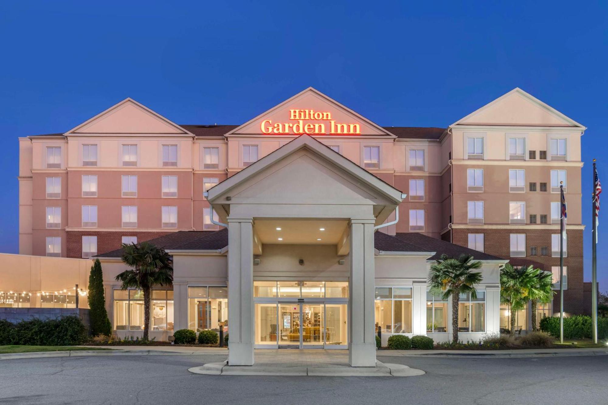 Hilton Garden Inn Charlotte/Concord Exterior photo